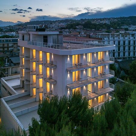 Hotel Velia Grottammare Εξωτερικό φωτογραφία