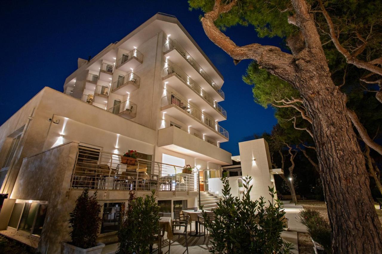 Hotel Velia Grottammare Εξωτερικό φωτογραφία