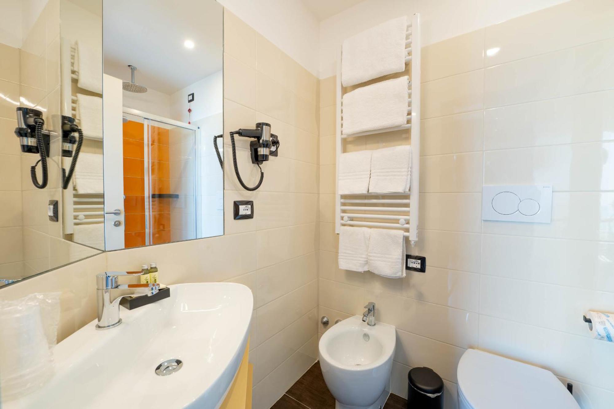 Hotel Velia Grottammare Εξωτερικό φωτογραφία