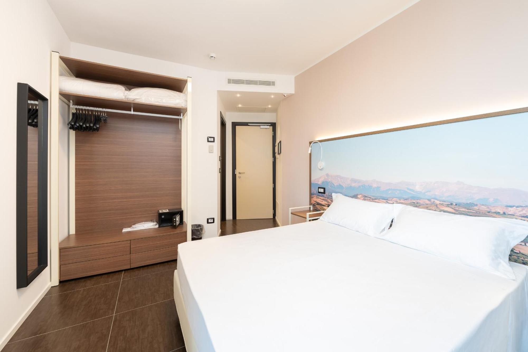 Hotel Velia Grottammare Εξωτερικό φωτογραφία